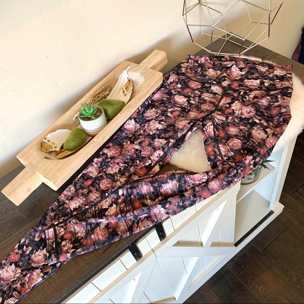Lululemon Wunder Unnder pink Peony leggings